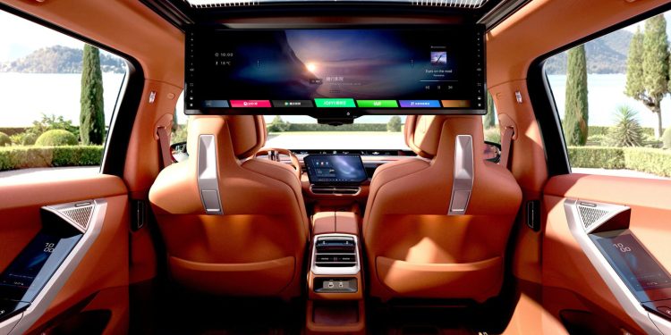 BMW X5 L depășește X7 la ampatament