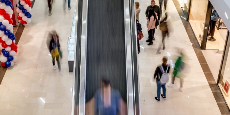 Capitalul local schimbă piața de retail din România