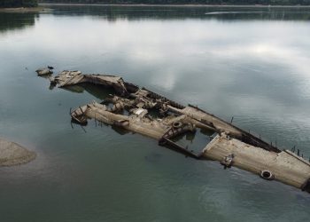 Dunărea scăzută dezvăluie epave naziste