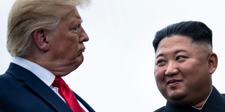 Trump anunță întâlnirea cu Kim: 57 de arme nucleare